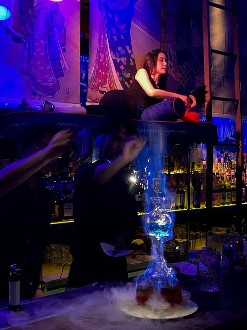 初来武汉找夜生活好去处？小陈的经历或许能给你参考